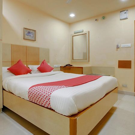 Hotel O Shanta Residency Lodge Sururnagar 外观 照片