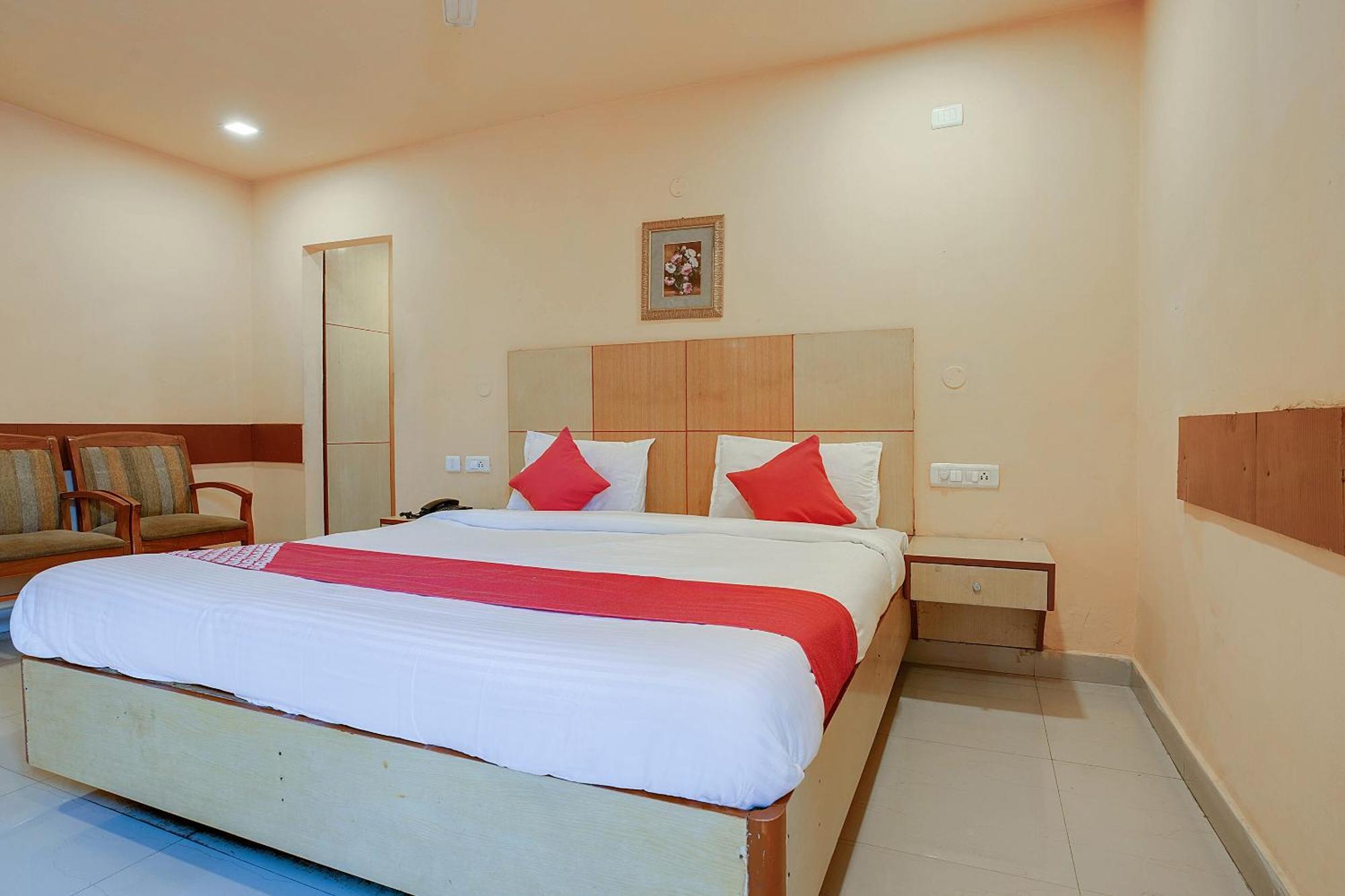 Hotel O Shanta Residency Lodge Sururnagar 外观 照片