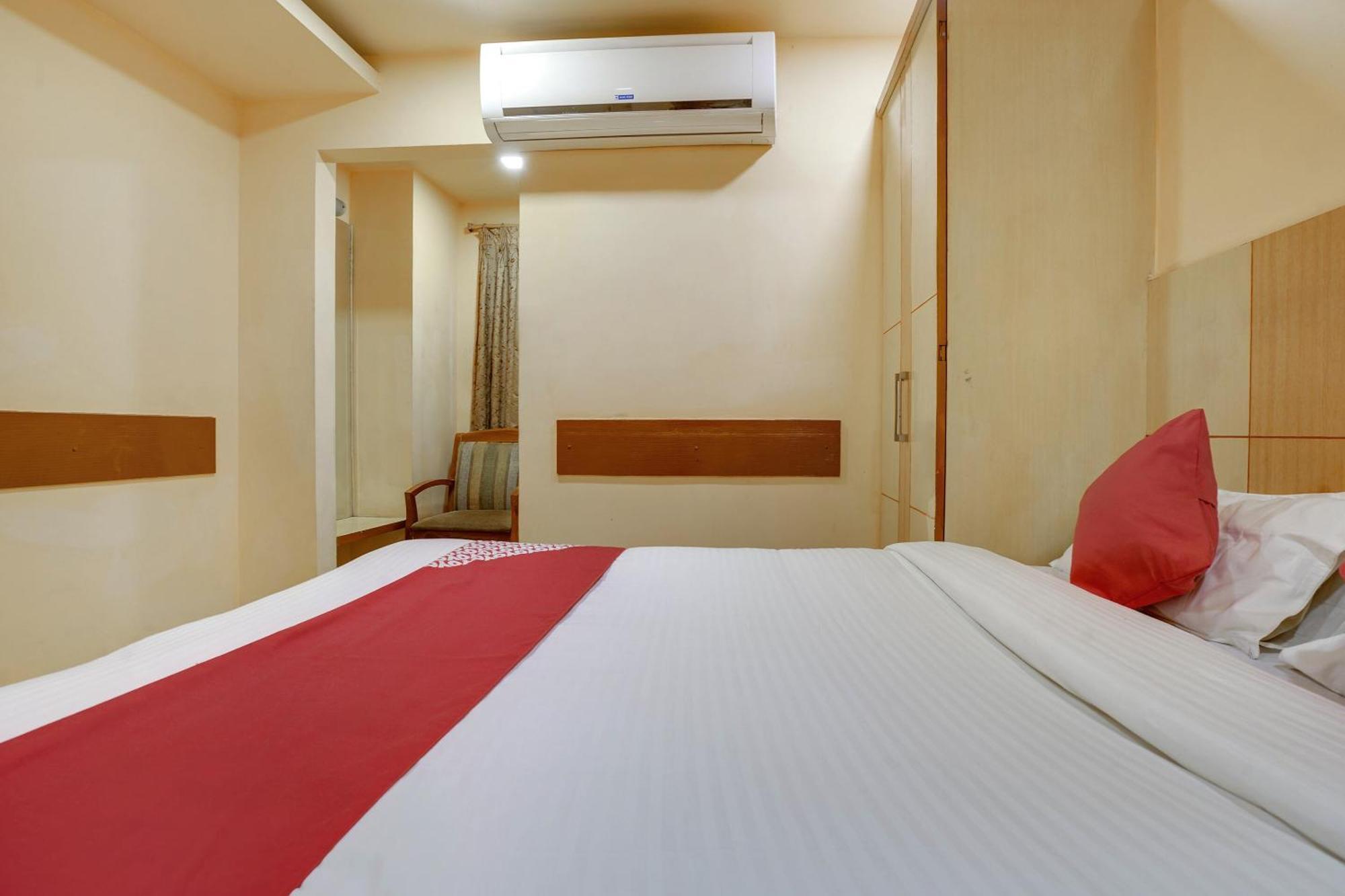 Hotel O Shanta Residency Lodge Sururnagar 外观 照片