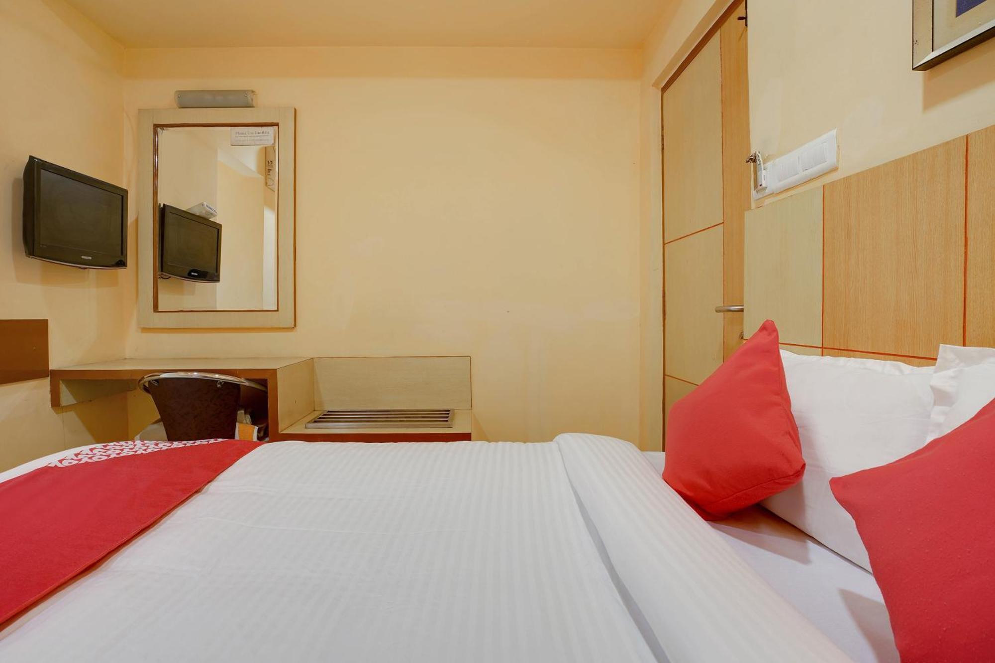 Hotel O Shanta Residency Lodge Sururnagar 外观 照片