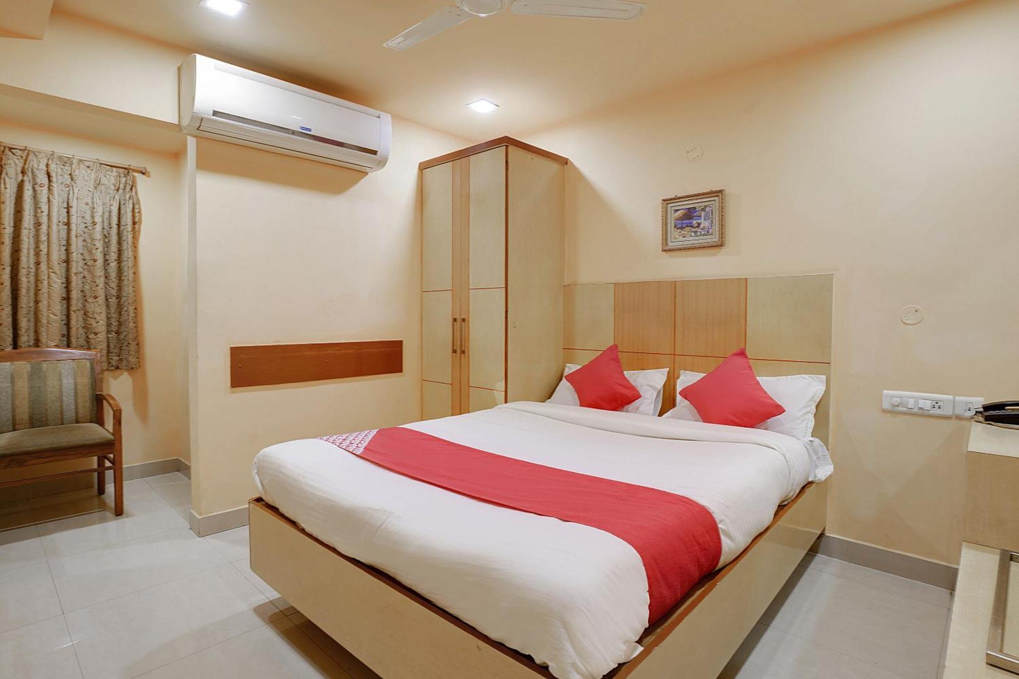 Hotel O Shanta Residency Lodge Sururnagar 外观 照片