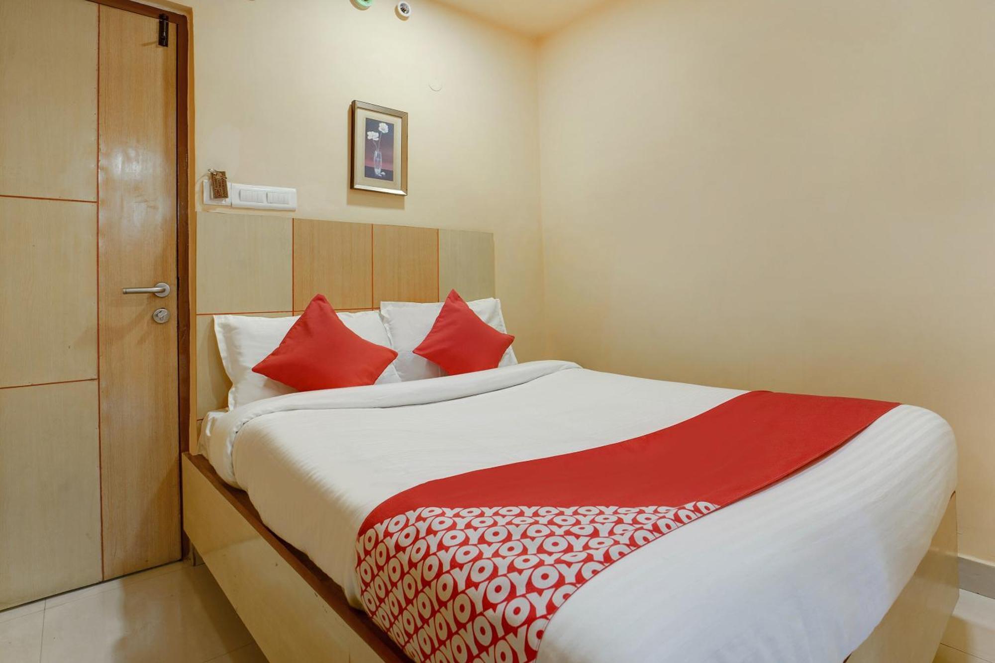 Hotel O Shanta Residency Lodge Sururnagar 外观 照片